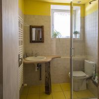 La salle de bain de la chambre d'hôtes au 1er étage chambre d'hôtes Entre Ciel et Pierres Vercors