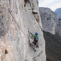 Grande voie sur la falaise de Presles, Exodus dans la traversée engagée avant le rééquipement: 7a Stage d'escalade grandes voies sur la falaise de Presles, Exodus