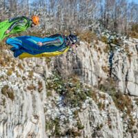 Un départ à trois Base-jump