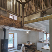 Une charpente d'origine magnifique en chêne datant d'une centaine d'années...ou plus? Gîte 4 places à louer Vercors