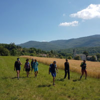 Départ de randonnée depuis le village de Presles